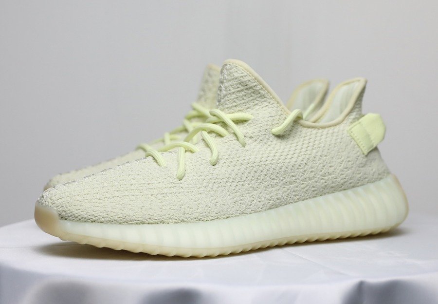 adidas,adidas Originals,Yeezy  六月正式发售！Yeezy 350 V2 “Butter” 实物细节曝光