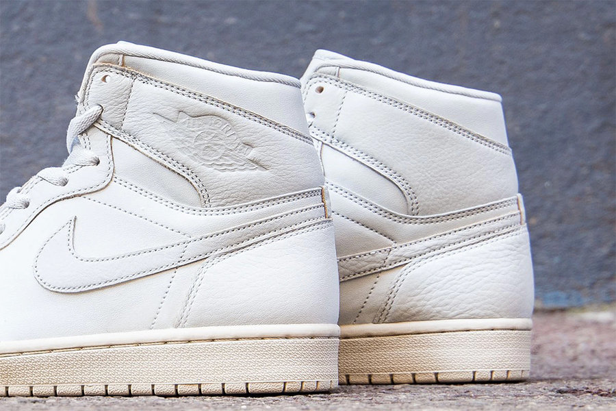 AA3993-030,AJ1,Air Jordan 1 AA3993-030 AJ1 高贵气质凸显！铂金配色 Air Jordan 1 High PRM 闪亮登场