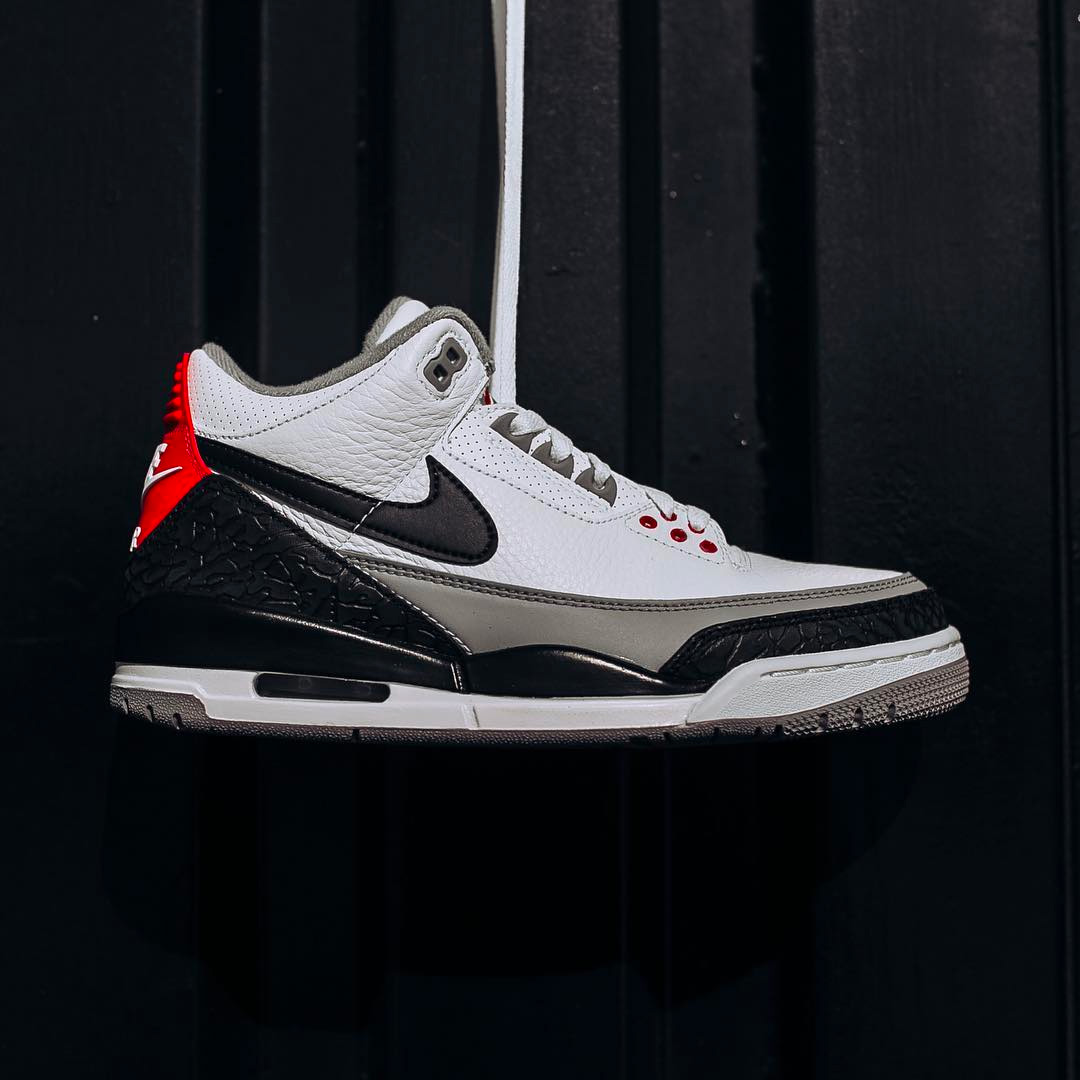 AQ3835-160,AJ3,Air Jordan 3 AQ3835-160 全球大补货！手稿配色 Air Jordan 3 “Tinker” 市场转卖价跳水