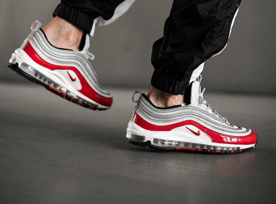 红漆皮夺目加持！又一双活力Air Max 97 登场！ 921826-009 球鞋资讯