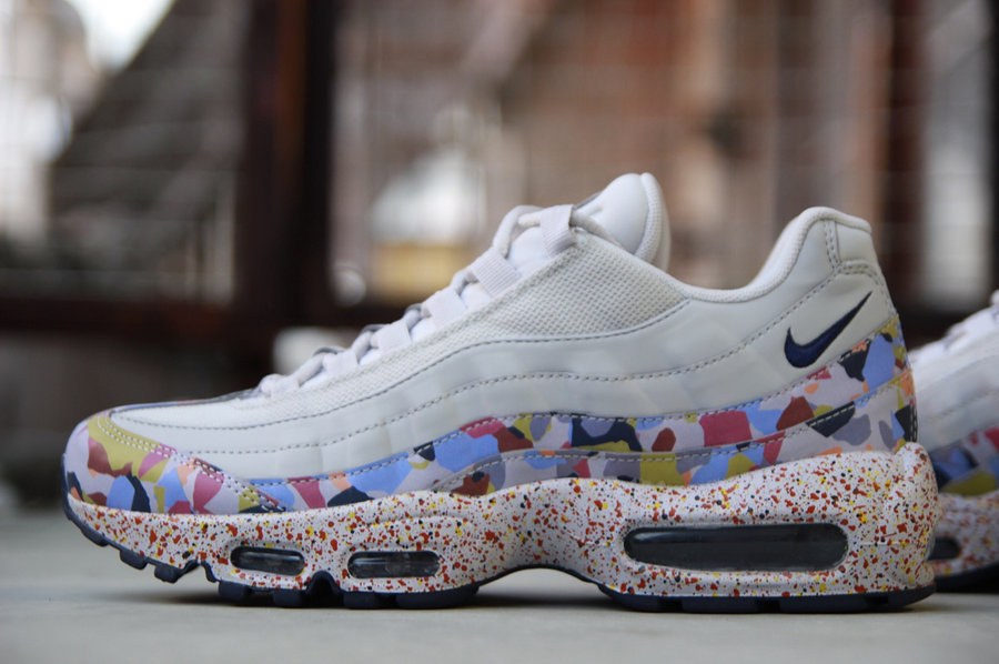 Nike,WMNS,Air Max 95 SE,918413  炫彩泼墨！Nike WMNS Air Max 95 SE 即将发售