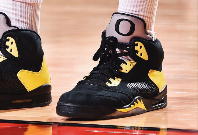 AJ5,Air Jordan 5  NBA 鞋王 PJ Tucker 上脚黑色版本 Air Jordan 5 “Oregon”！