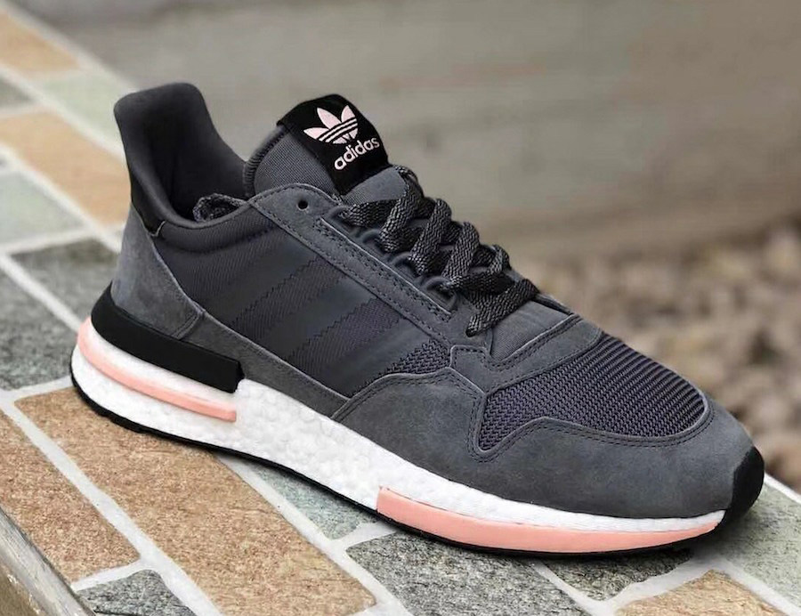 阿迪达斯zx500图片