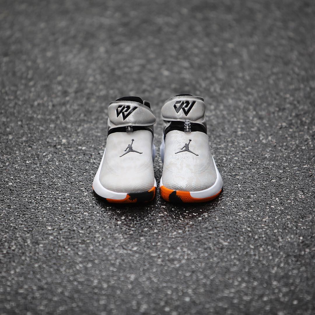 Jordan,Why Not Zer0.1,开箱  全新配色！威少签名球鞋 Why Not Zer0.1 带有银色花纹！