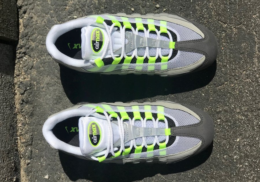 Nike,Air VaporMax 95,发售  全新变种鞋款！Nike Air VaporMax 95 “Neon” 实物图释出