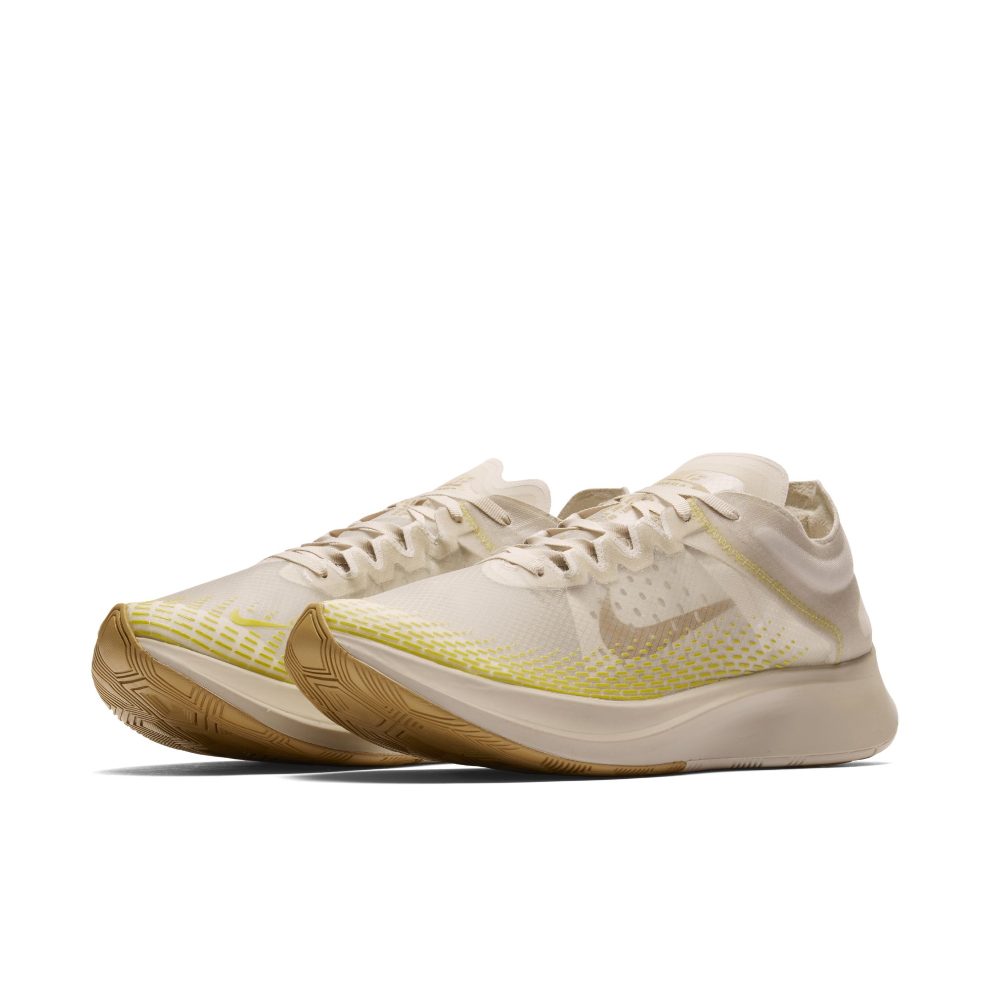 Nike,Zoom Fly SP  全新鞋面外观！两双 Zoom Fly SP 官图释出