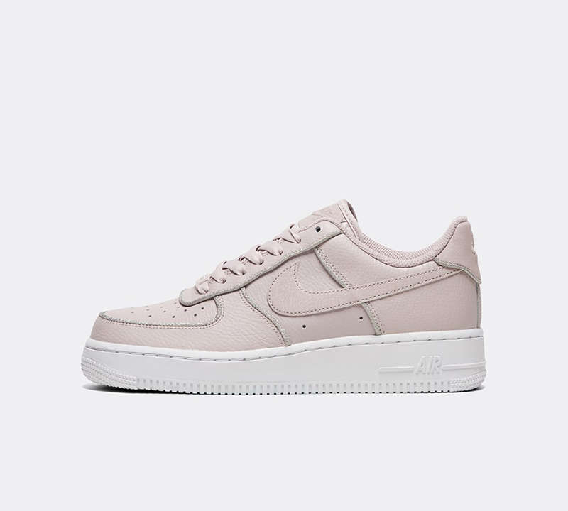 Nike,Air Force 1,发售  女生专属福利！闪粉勾勒 Air Force 1 “Glitter” 现已发售