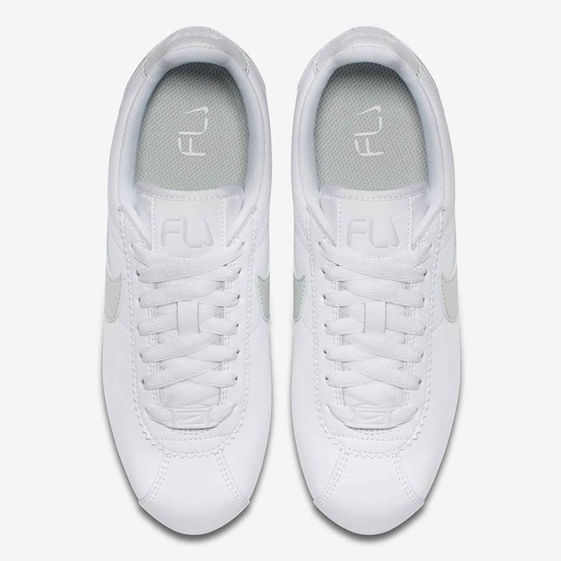 nike cortez flyleather