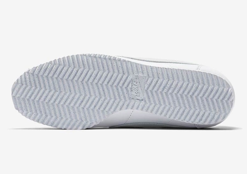 classic cortez flyleather sneaker