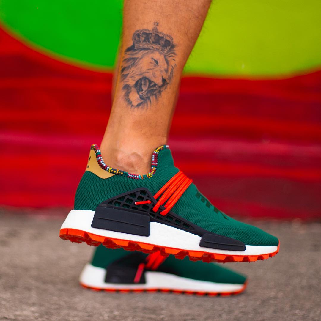 菲董,Pharrell,adidas NMD Hu Trai  中国限定竟然是红配绿！菲董联名 Hu NMD 上脚还不错！