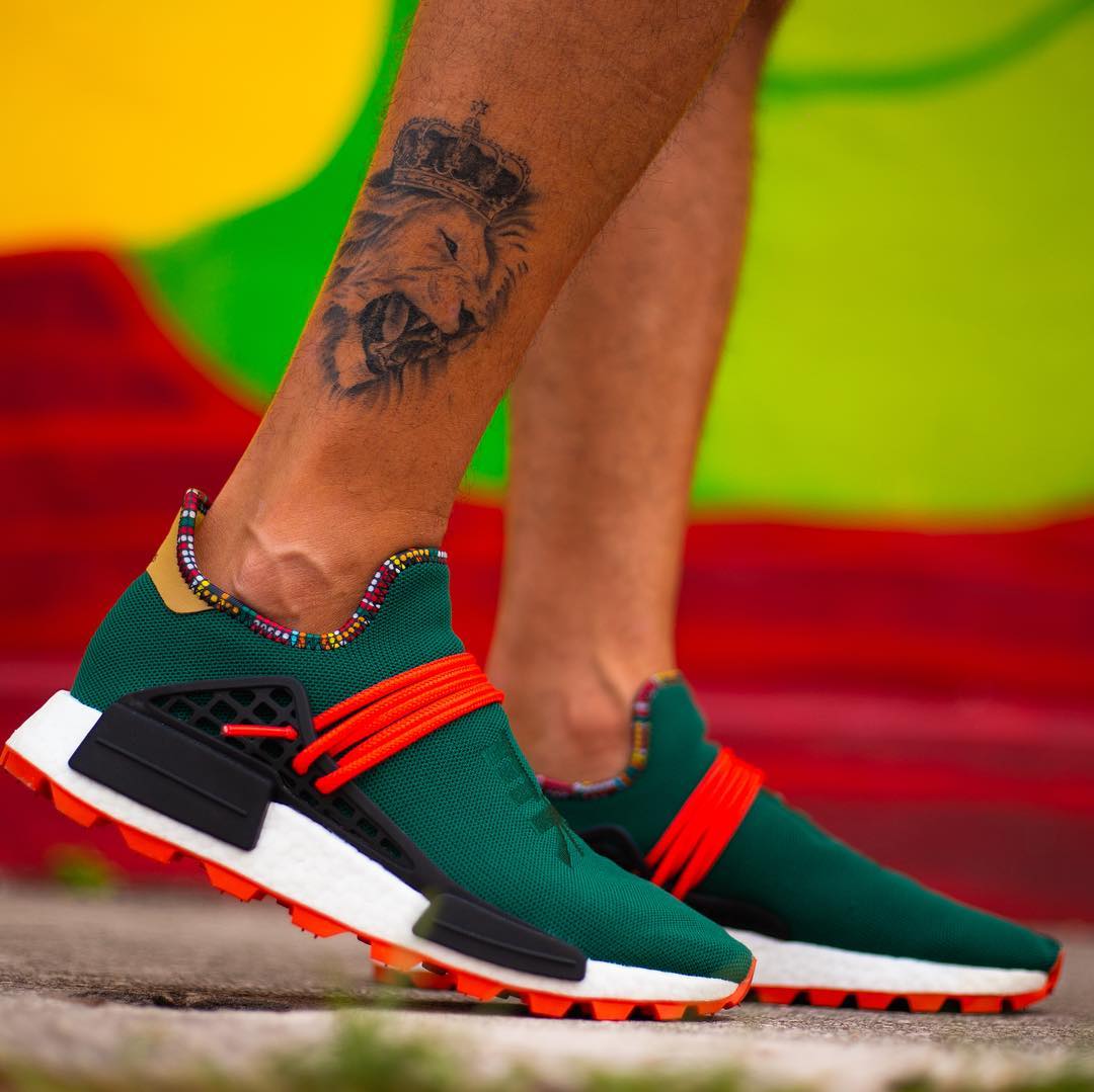 菲董,Pharrell,adidas NMD Hu Trai  中国限定竟然是红配绿！菲董联名 Hu NMD 上脚还不错！