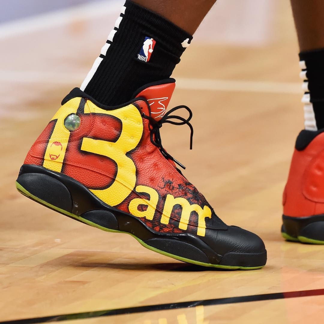 真是五花八门什么鞋都有看看一周nba赛场球鞋上脚精选吧