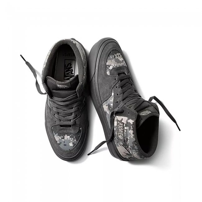 Yeezy  双 11 推荐第一弹！Yeezy700、AJ3黑水泥！还有长裤、卫衣、羽绒服！