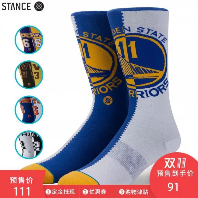 Yeezy  双 11 推荐第一弹！Yeezy700、AJ3黑水泥！还有长裤、卫衣、羽绒服！