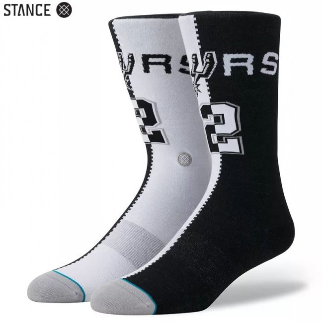 Yeezy  双 11 推荐第一弹！Yeezy700、AJ3黑水泥！还有长裤、卫衣、羽绒服！