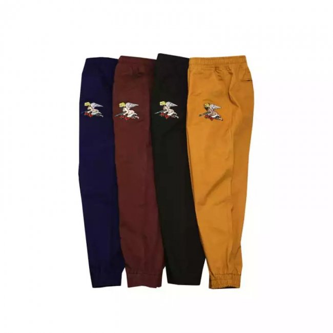 Yeezy  双 11 推荐第一弹！Yeezy700、AJ3黑水泥！还有长裤、卫衣、羽绒服！