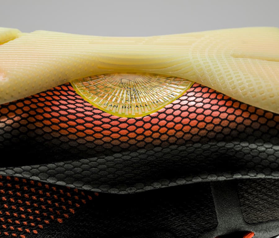 UA,Under Armour,Curry 6,发售  终于搭载了最新缓震科技！UA Curry 6 正式发布，下月即将发售！