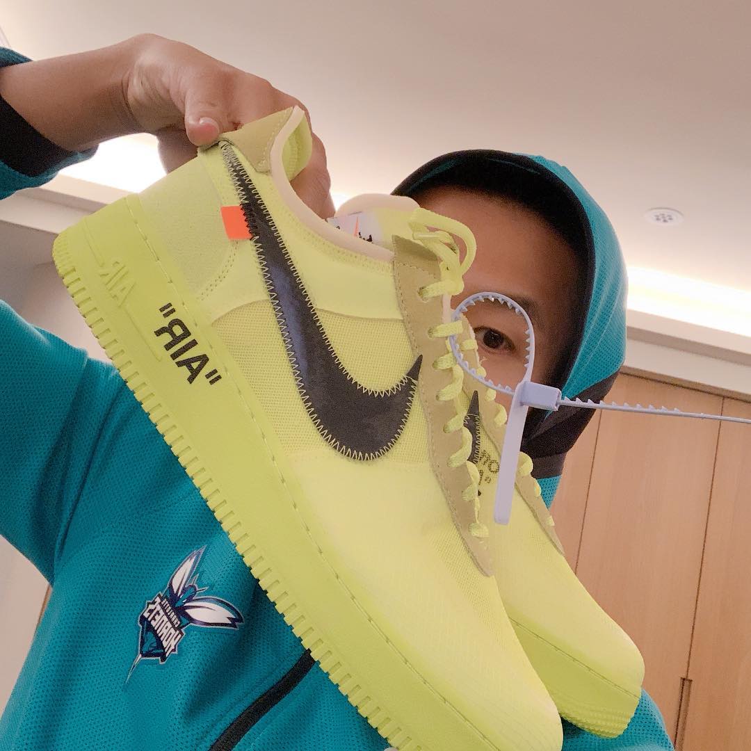 OFF-WHITE,AF1,Air Force 1,AO46  黑人陈建州又提前晒出重磅鞋款！不过冠希女儿晒得更早！