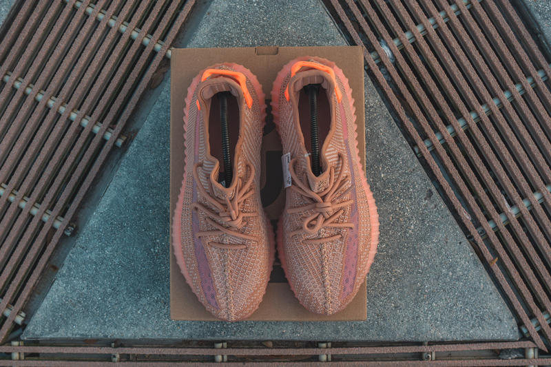 Yeezy,yeezy 350 v2,adidas,clay  上脚美图来了！酷似兵马俑的 Yeezy 350 V2 将于三月发售