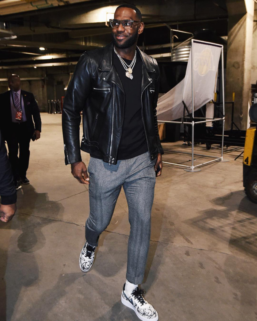 詹姆斯上脚专属 air force 1 flyknit pe