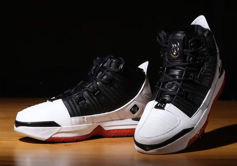 LeBron 3,Nike,Home,发售,AO2434-1  官方跳票后再度发售！Nike LeBron 3 “Home” 实物欣赏