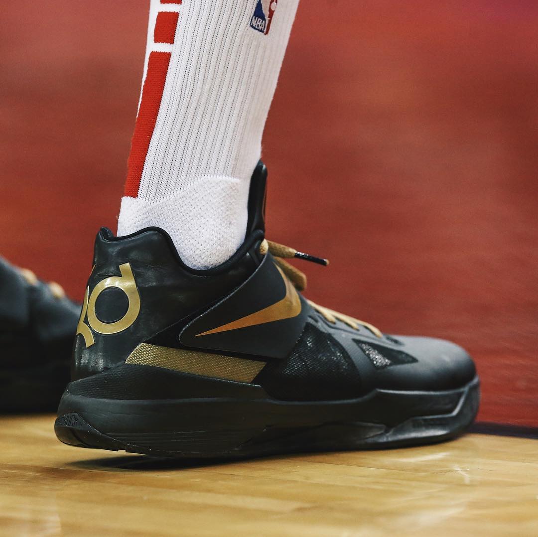 kd12迎来nba首次亮相一周nba球星上脚精选0322