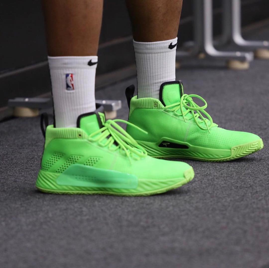 kd12迎来nba首次亮相一周nba球星上脚精选0322