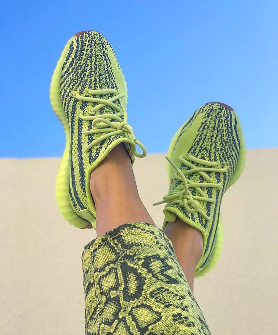 yeezy 350 v2 最全上脚合集!今夏穿哪双?看完再决定!