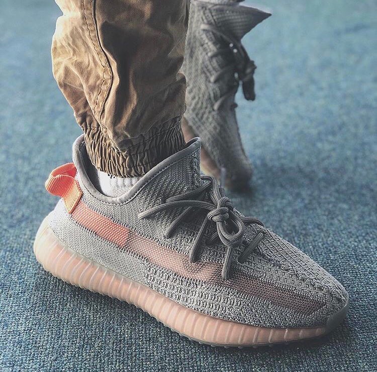 yeezy350v2最全上腳合集今夏穿哪雙看完再決定