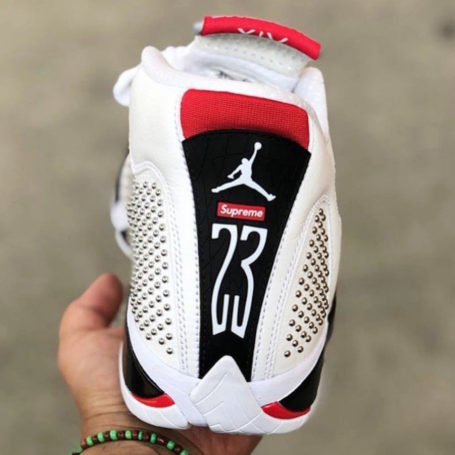 Supreme shop x aj14