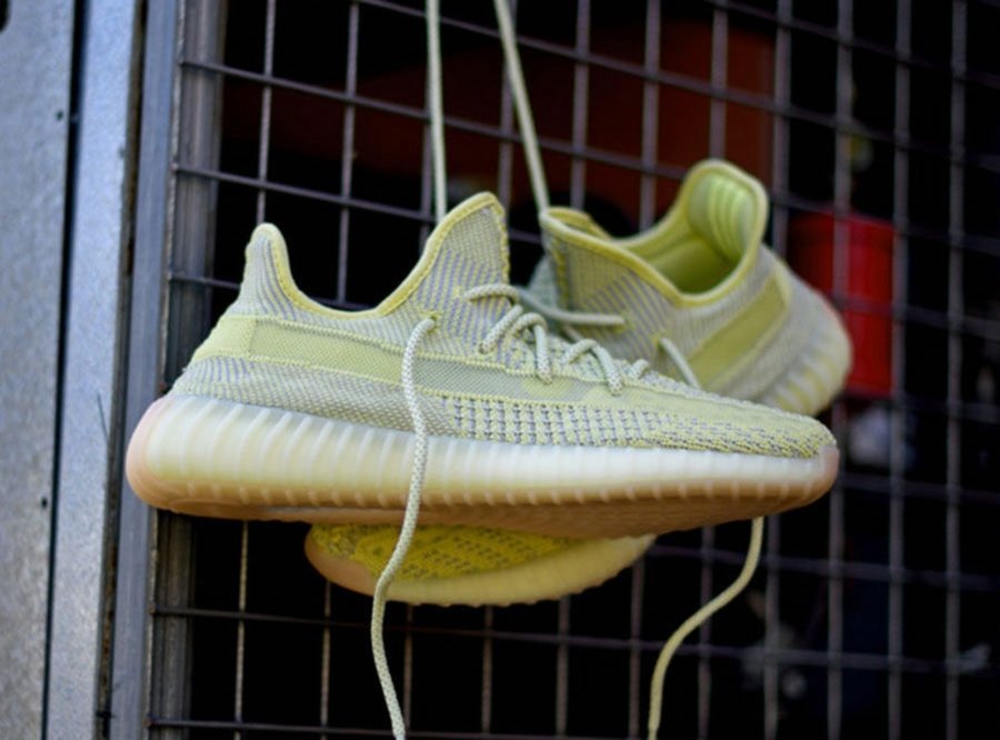 adidas,Yeezy Boost 350 V2,FV32  预售破 3000！「欧限 2.0」Yeezy 350 V2 后天发售！