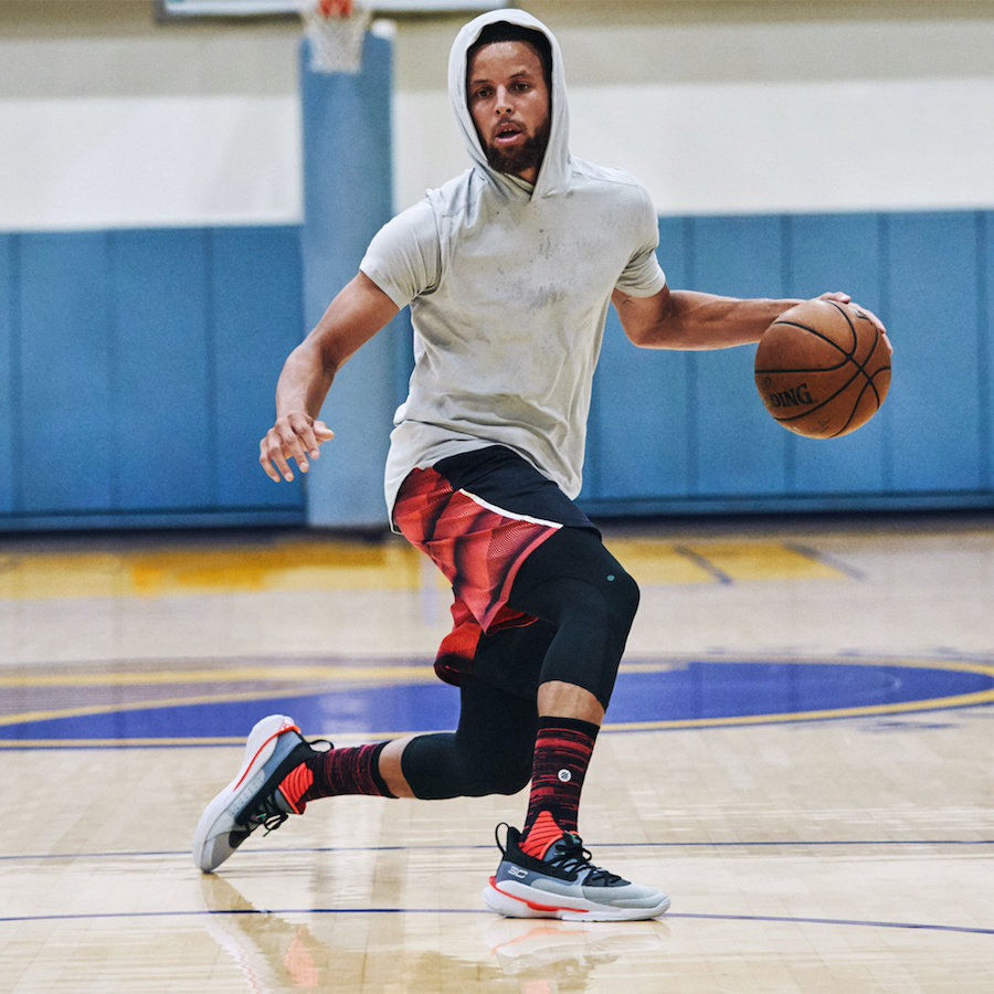 UA,Under Armour,Curry 7,明星,上脚,  造型极具速度感！UA Curry 7 库里上脚曝光，11 月发售