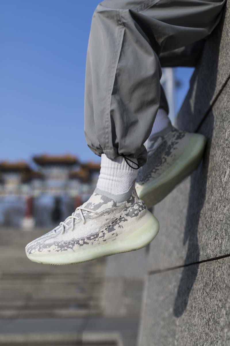 后天发售yeezy380小编提前上脚脚感和增高效果都太香了