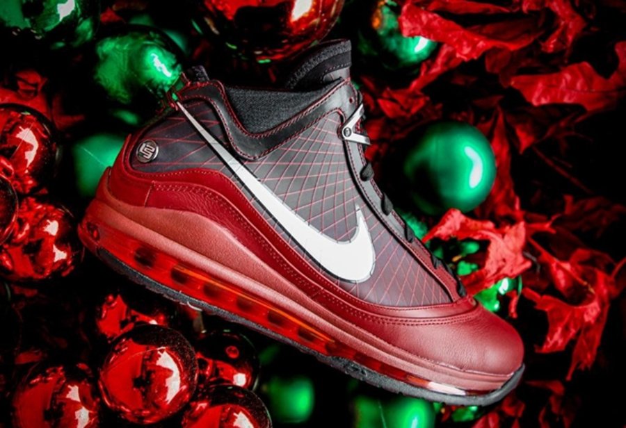 Nike,LeBron 7,Christmas,CU5133  无预警上架！LeBron 7 圣诞配色复刻！明日正式发售！