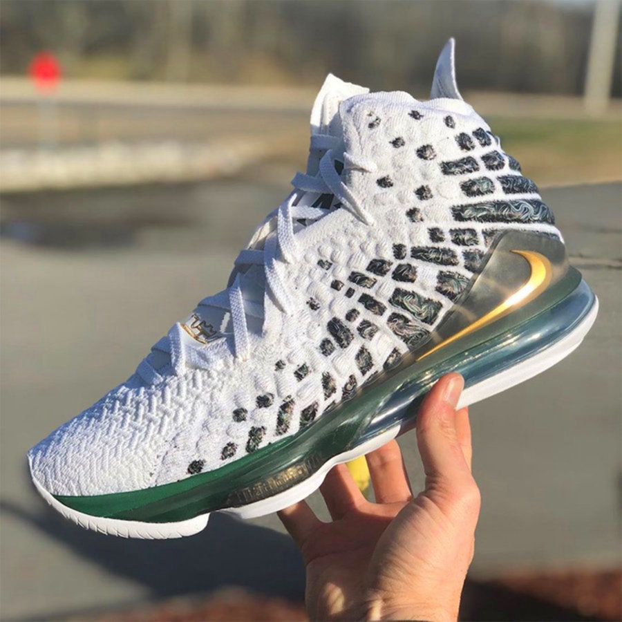 Nike,LeBron 17  詹皇这波操作打几分？LeBron 17 高中配色曝光！但是...