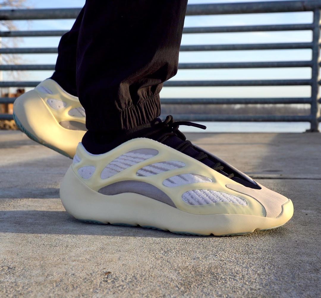 市价翻了一倍!yeezy 700 v3 可能是今年的最大黑马!