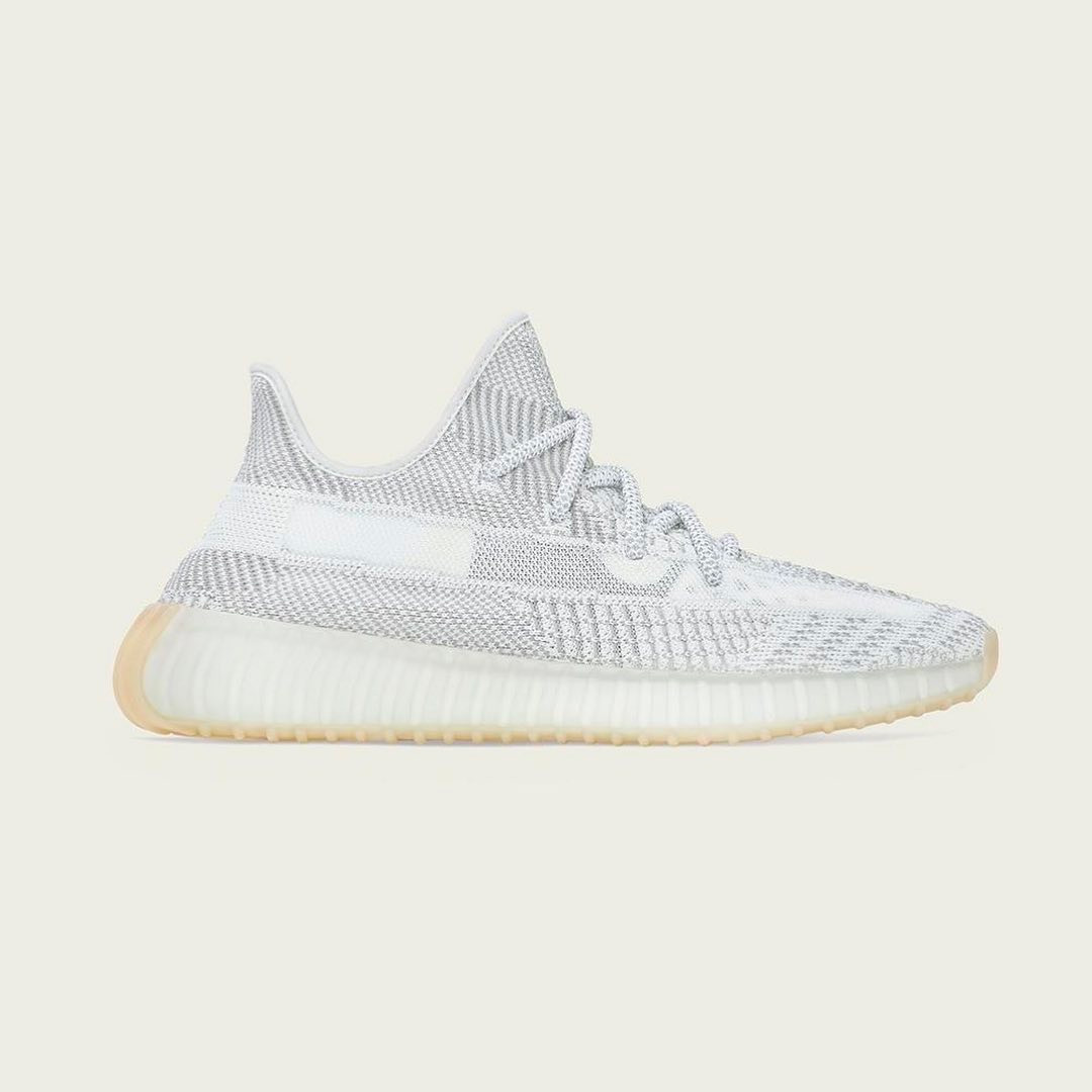 FX4348,Yeezy 350,Yeezy FX4348 新年第一双！灰白 Yeezy 350 V2 刚开始预约！抓紧！