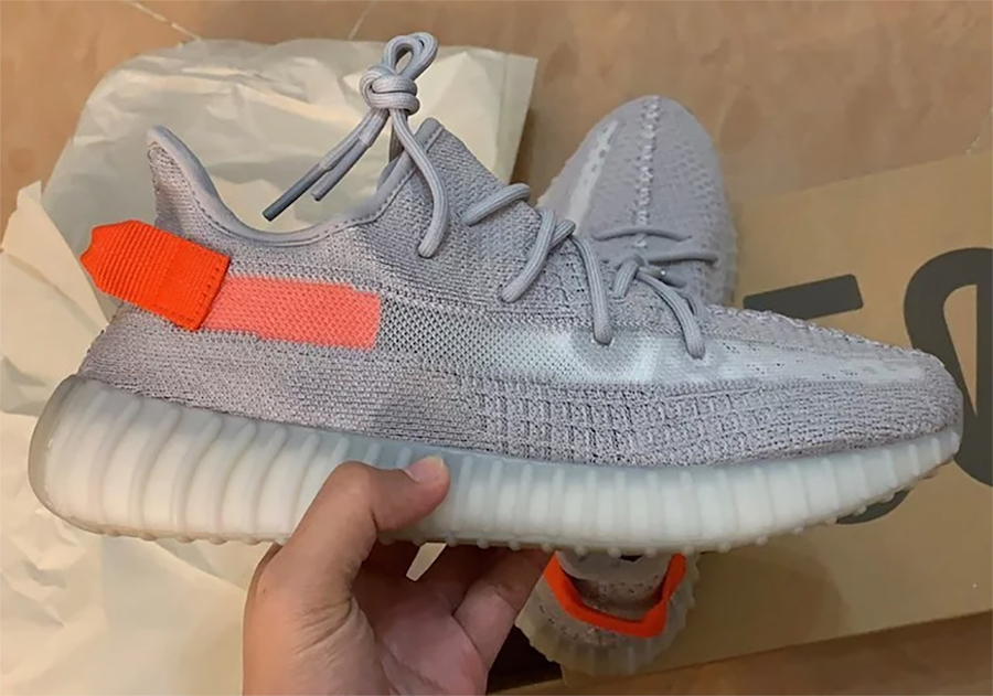 Yeezy 350 V2,adidas,FX9017  灰橙 4.0？！Yeezy 350 V2 “Tailgate” 实物首度曝光！