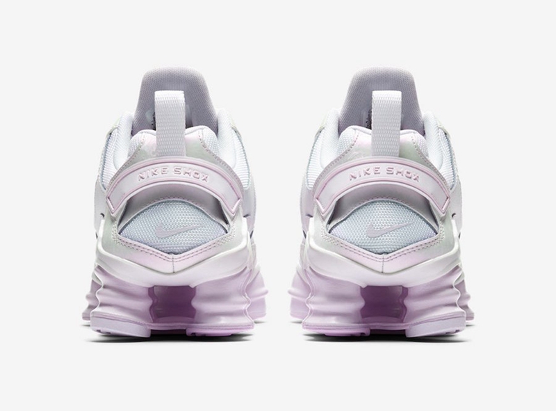 Nike,Shox Tl Nova,Barely Grape  想体验「机械缓震」的极致脚感？这双幻彩 Nike 新品刚刚发售！