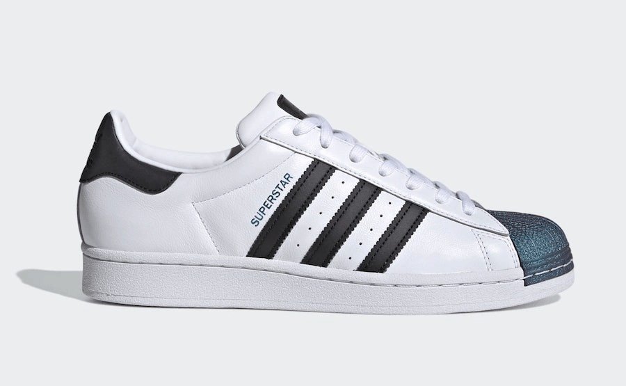 Superstar,发售,adidas  全息涂装贝壳头！50 岁的 Superstar 新配色仍然超抢眼！