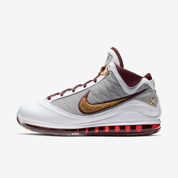 Nike,LeBron 7,CZ8915-100,MVP  LeBron 7 经典配色即将复刻！专为蝉联两届 MVP 打造！