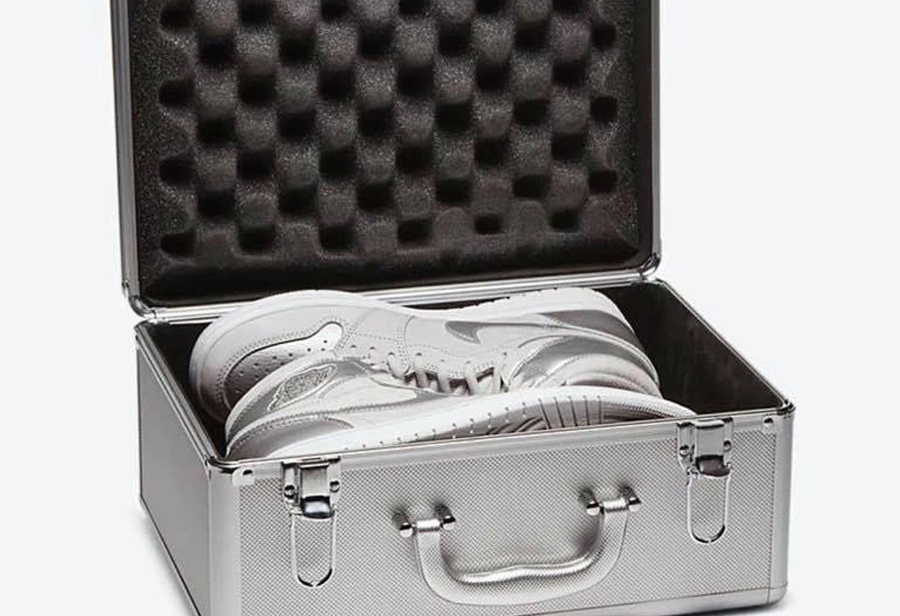 japan,Air Jordan 1,AJ1,发售  限量 2020 双 + 手提箱鞋盒！日本 AJ1 竟然有 2 个版本！