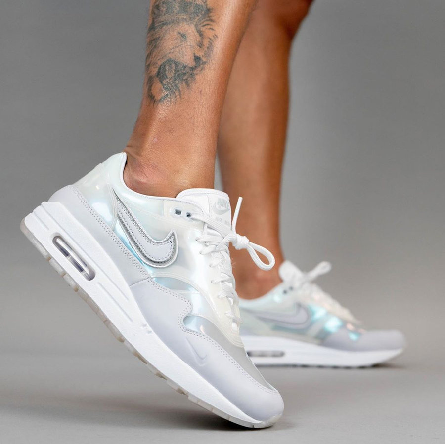 Air Max 1,Nike,上脚  珠光透明鞋面！SNKRS 三周年限定 Air Max 1 上脚释出