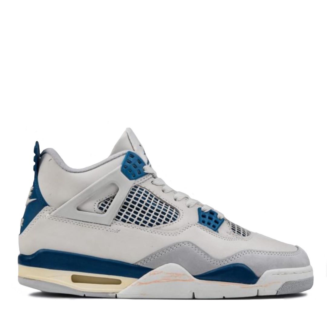 Air Jordan 4,Military Blue,发售  苦等 9 年！元年白蓝 AJ4 明年复刻，疑似实物曝光！