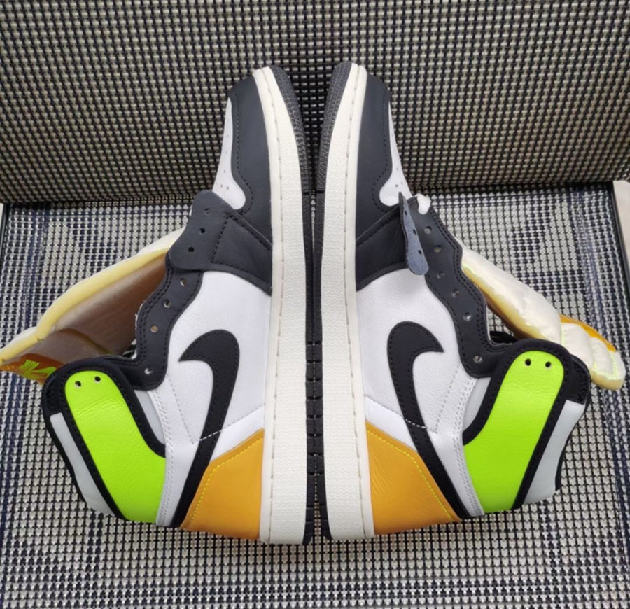 AJ,AJ1,Air Jordan 1 High OG,Vo  实物首次曝光！另类黑黄配色 Air Jordan 1 你打几分？