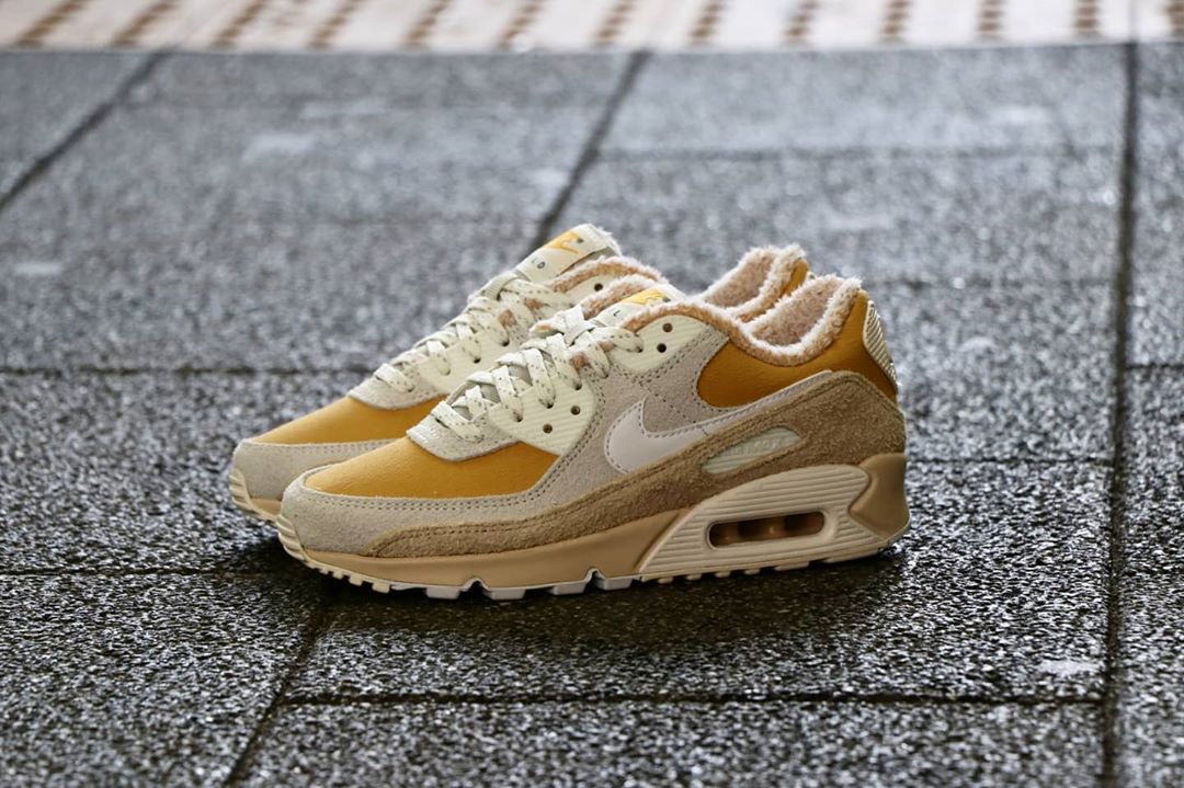 Nike,Air Max 90,CT1873-100  冬天再也不怕冻脚！毛绒绒 Air Max 90 现已发售！