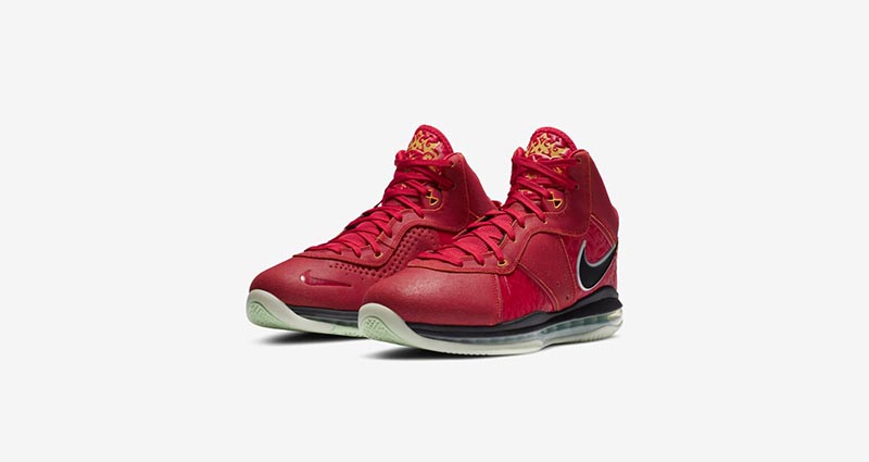 Nike,LeBron 8,紫禁重器  SNKRS 刚上架！限量「紫禁重器」套装中的 LeBron 8 单独发售！