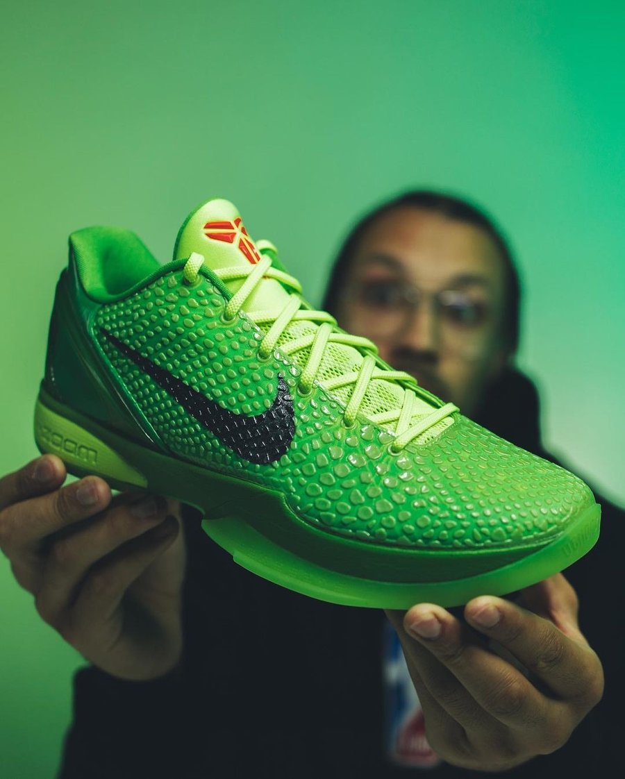 Kobe 6,Nike,发售,ZK6  明年 Kobe 6 即将回归！圣诞配色复刻实物首次曝光！