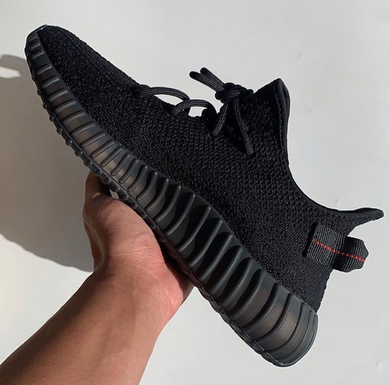 市价超高的经典配色黑红yeezy350v2即将补货