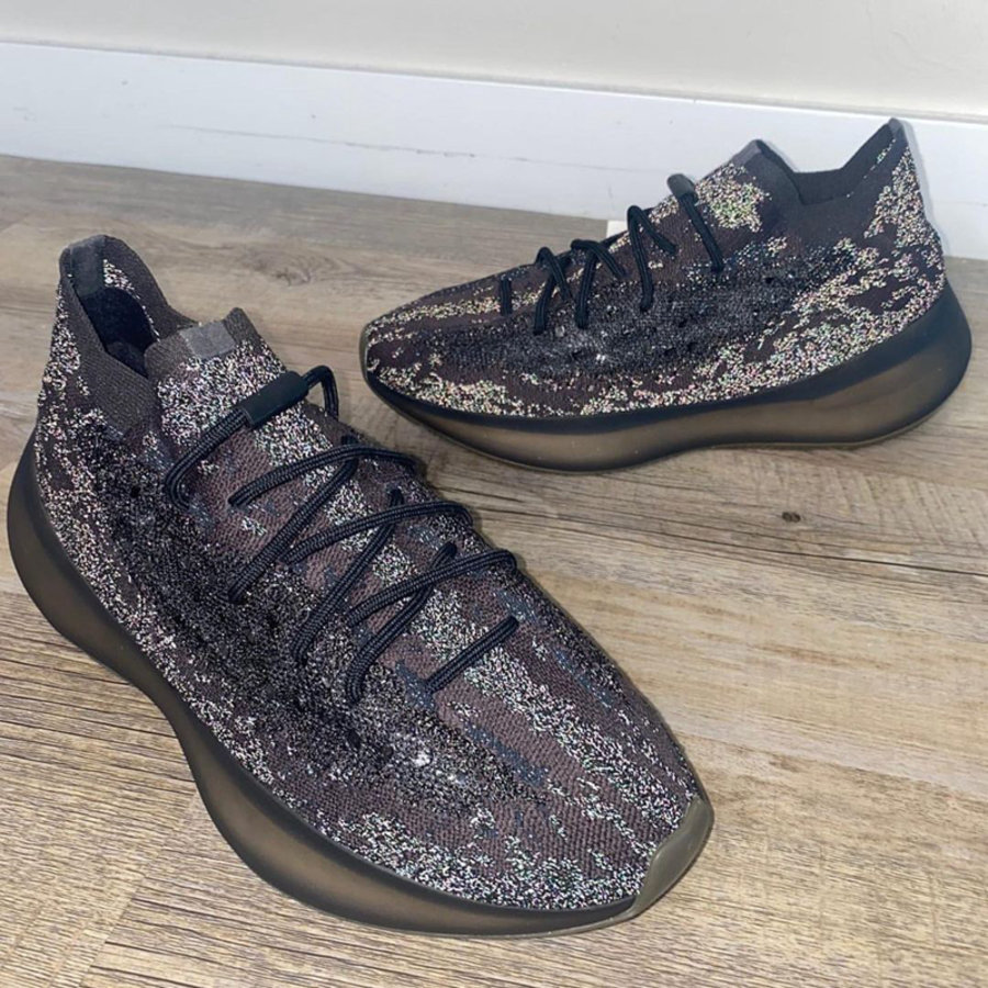 「黑生胶」yeezy 380 满天星最新实物!这波配色没得黑!